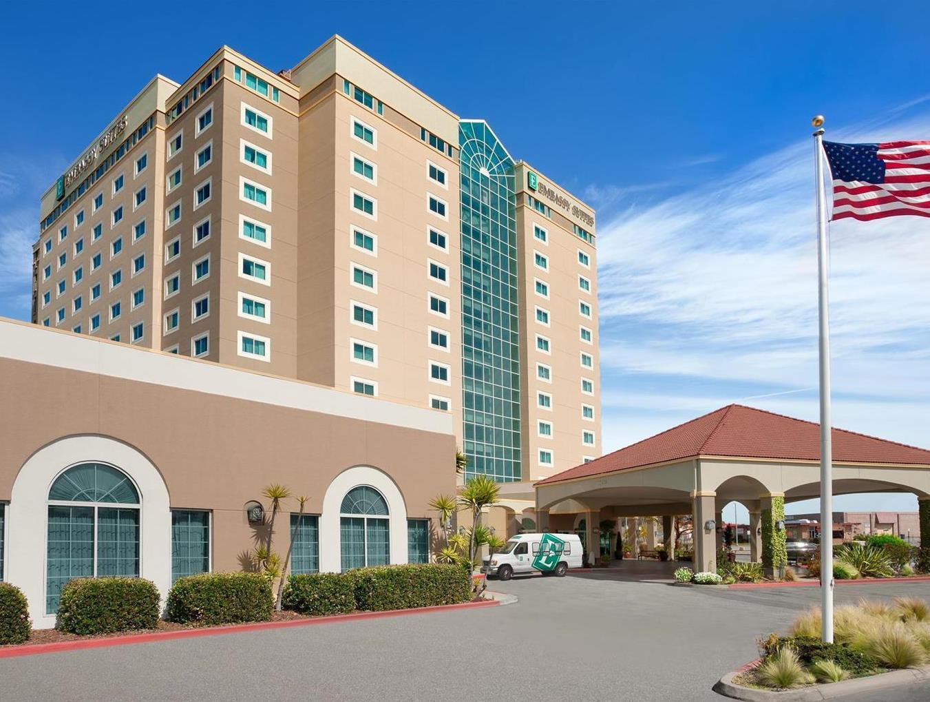 Embassy Suites By Hilton Monterey Bay Seaside Zewnętrze zdjęcie