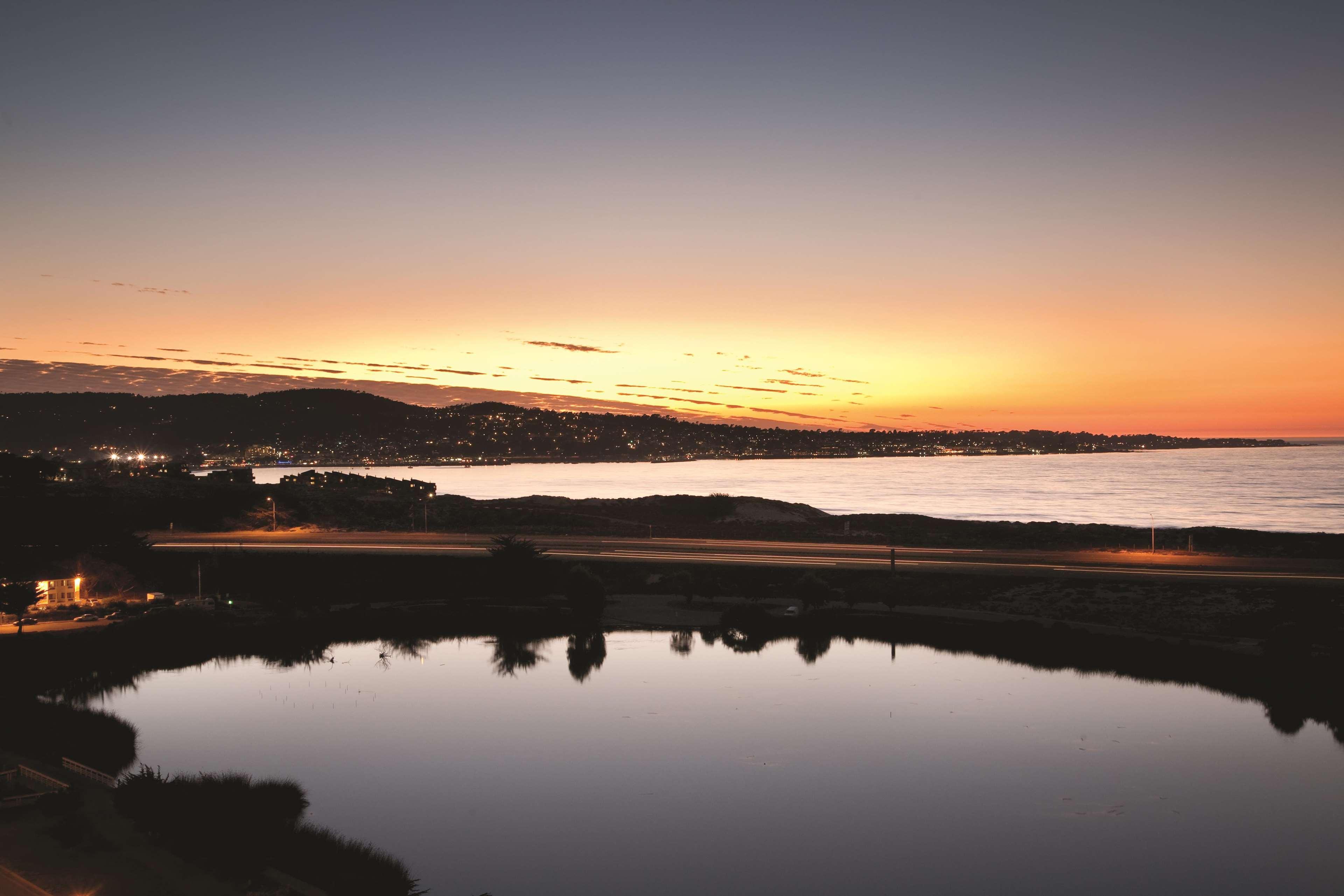 Embassy Suites By Hilton Monterey Bay Seaside Zewnętrze zdjęcie