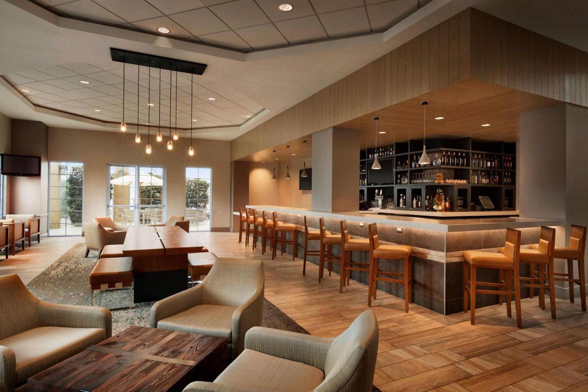 Embassy Suites By Hilton Monterey Bay Seaside Zewnętrze zdjęcie