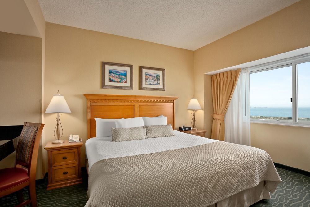 Embassy Suites By Hilton Monterey Bay Seaside Zewnętrze zdjęcie